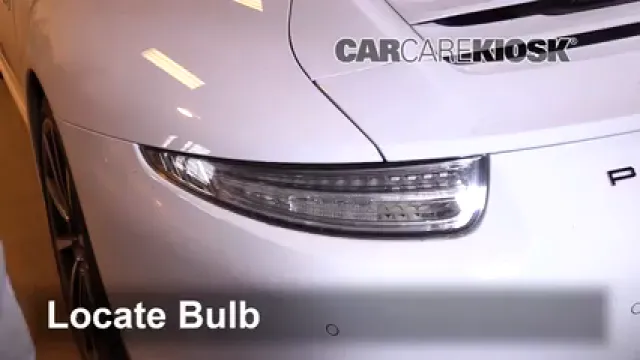 2013 Porsche 911 Carrera S 3.8L 6 Cyl. Coupe Éclairage Feux de position arrière (remplacer ampoule)